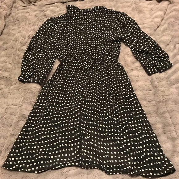 *bundle gift* 🎁 Sheer Button down dress - Picture 2 of 4